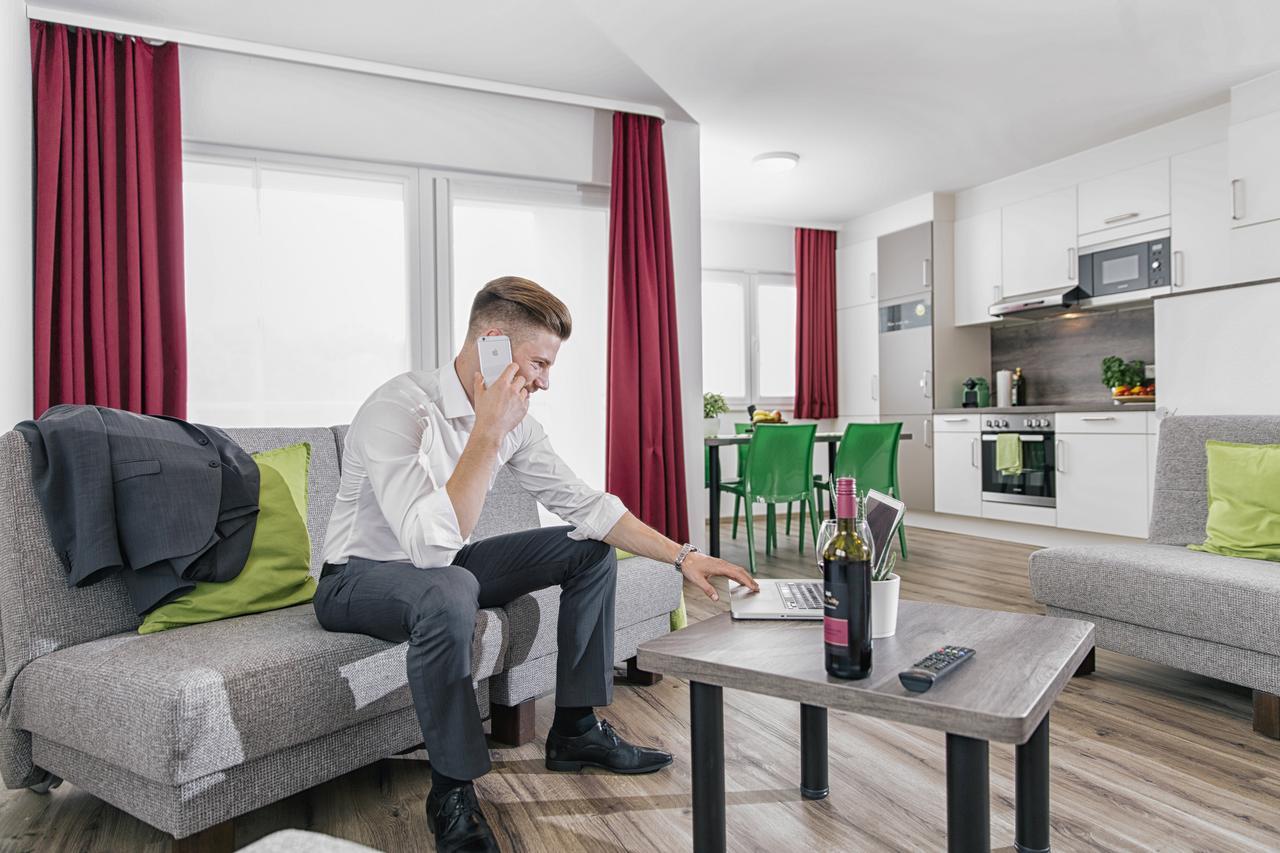 Business And Family Homes ブルクアウ エクステリア 写真